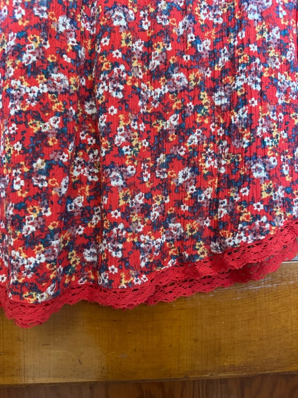 Mason & Belle Women’s Feminine Boho Floral Embroidered Lace Hem Tank Top Size M - Picture 5 of 6